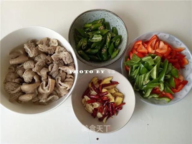 下酒|香而不腻的肥肠煲！零厨艺家常菜！下酒又下饭，好吃到爆