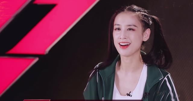  和李斯丹妮|浪姐五公宁静李斯丹妮抢人，王霏霏抢手万茜抱团，黄圣依让人心疼