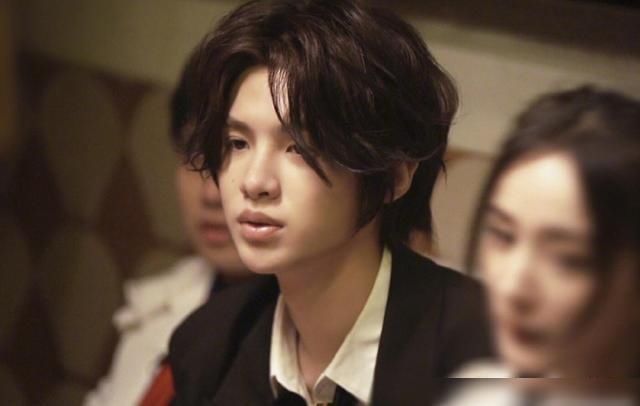  密室大逃脱|《密逃》6人变5人，撇开杨幂，黄明昊才是魏大勋缺席的理由