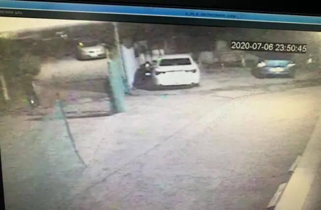  车辆后部|10个小时，破案！