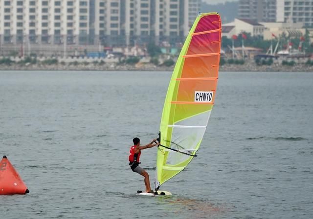 红梅|全国帆板锦标赛收帆 高梦凡、史红梅分获男、女RS:X级冠军