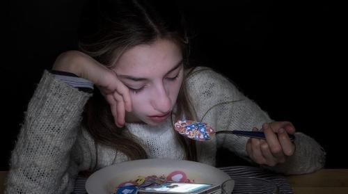  游戏|“孩子沉迷游戏了，我该怎么办？”3个建议，轻松戒掉孩子游戏瘾