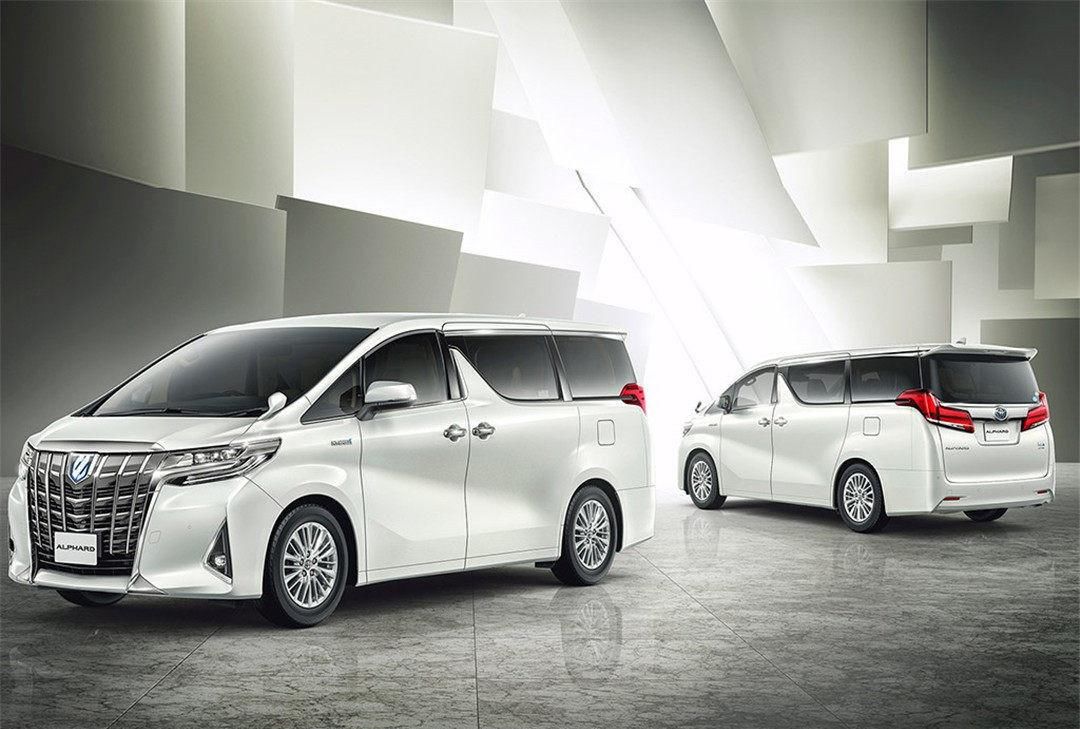  荣威iM8的前脸|埃尔法是买不起了，埃尔法的便宜兄弟了解一下？