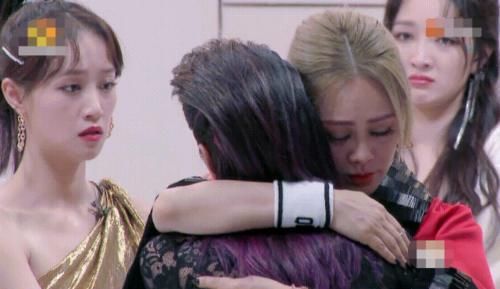  阿朵|《乘风破浪》阿朵被淘汰，宁静难过落泪被当小孩哄，她又真香了