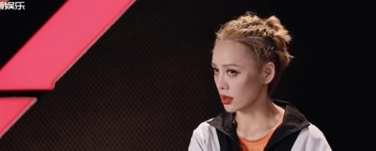  悬空|金晨悬空一字马，孟佳弹舌说唱很惊艳，宁静选歌更贴近主题