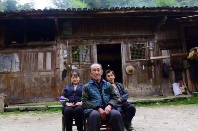  估价|湖北老人祖传明代古宅，专家给出1亿估价，富商却以100万买下