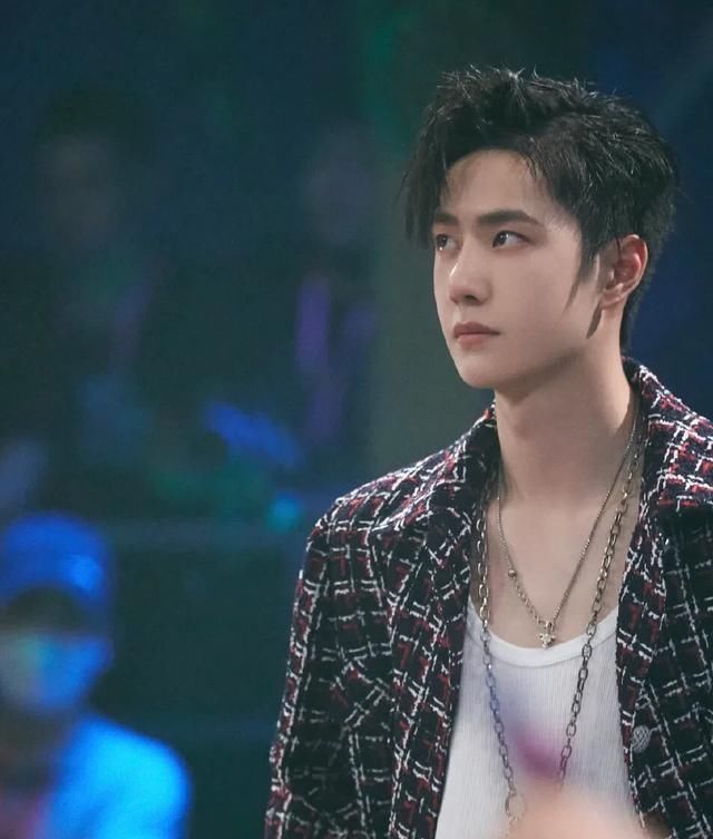  绝了|王一博《这就是街舞》水舞台绝了不看后悔系列