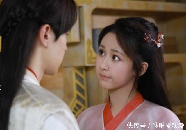  姐姐|杨紫参加《乘风破浪的姐姐们》年龄遭网友质疑，人气小花屡被黑