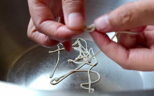  糯米|软软糯糯的糯米肠，开锅那一刻馋了，吃了一口就忘不了