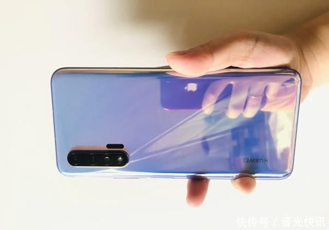 入手|从3799元降至2148元,这才是值得入手的华为5G手机,还有40W快充