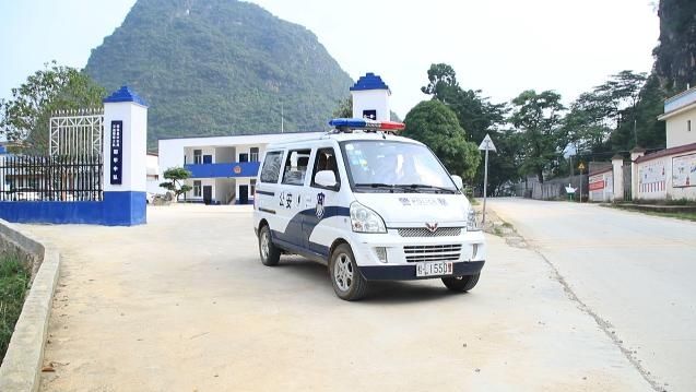 女子|年轻女子惨死，重伤男友竟是凶手？逃亡28年后投案