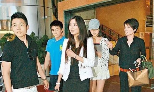  赌王|她曾差点成赌王儿媳妇，长相甜美身材优越，如今老公比赌王儿子帅