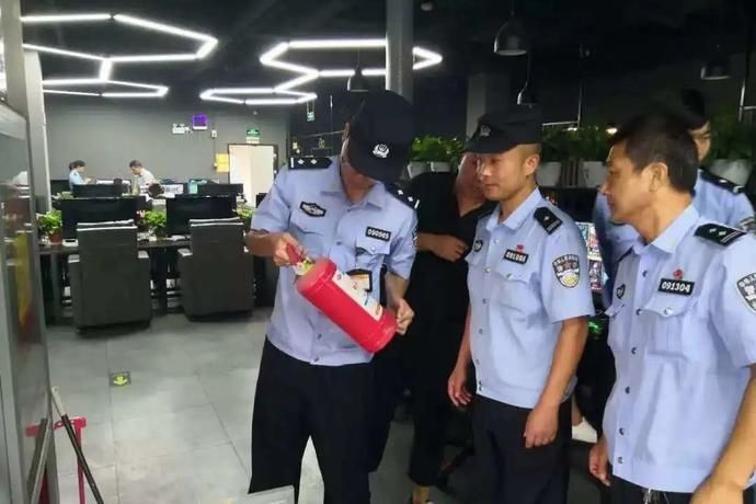  曝光|曝光！现实版隐秘的角落……