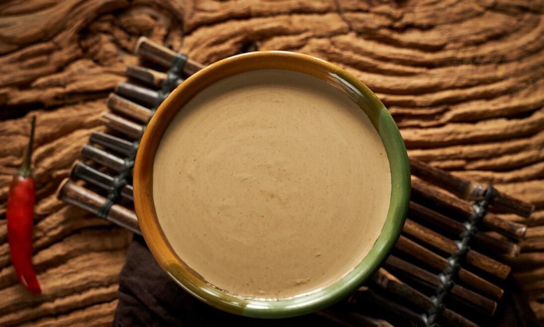  一滴水|爱吃芝麻酱不用买，教你不加一滴水和油自制芝麻酱，香浓又健康