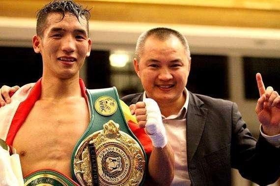 中国|中国拳击上演无间道对决!拳坛刘德华客场挑战拳坛梁朝伟