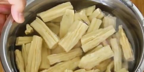  实惠|最简单的食材，价格也实惠，做法特别简单，好吃到停不下来