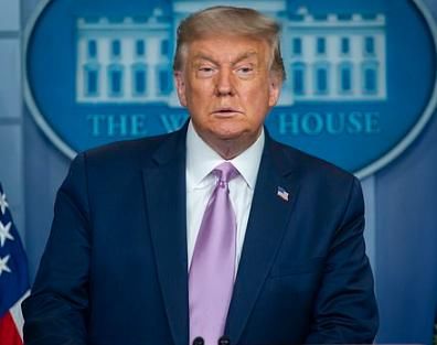  特朗普|盯上家庭主妇！特朗普自信能赢白人妈妈支持，还给她们起花式绰号