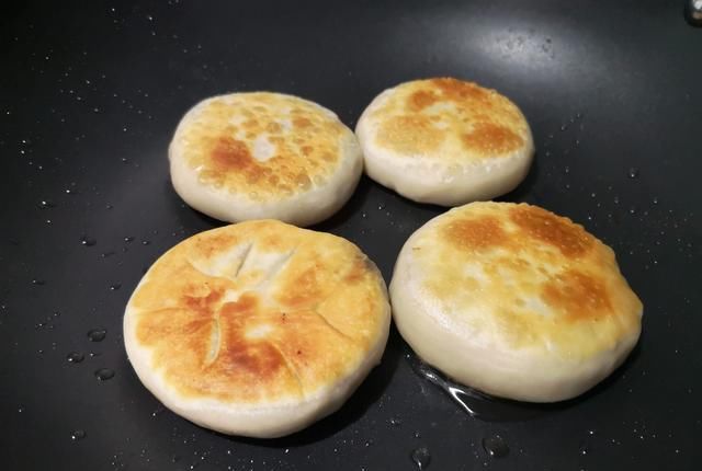 好吃|早餐就馋此饼,皮薄馅大味道香,比外面卖的还好吃,放凉也不硬