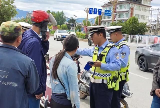  托车驾驶证|治庸·便民 | 你以为驾驶轻便摩托车不需要驾驶证吗？