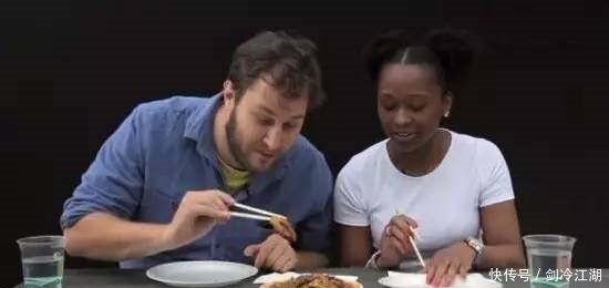 捧上天|被我们吐槽到爆的这碗面,却被歪果仁捧上天