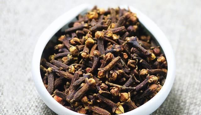  卤肉|它是卤肉配方里必备的香料，而且还有“公母”之分，可别用错了