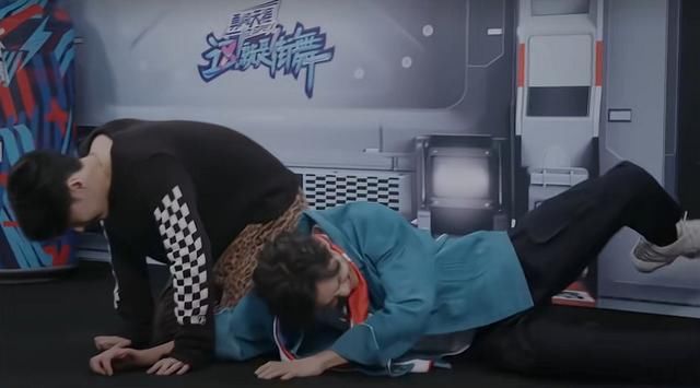  冠军|《街舞》王一博抢人至关重要，布布加入终成空，这几人无缘冠军？