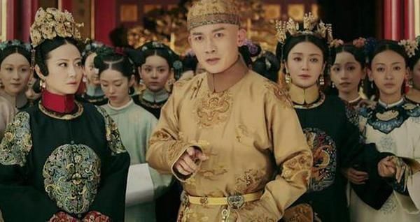  皇后|乾隆皇帝死后，嘉庆皇帝是如何处理乾隆的50多位妃子的？