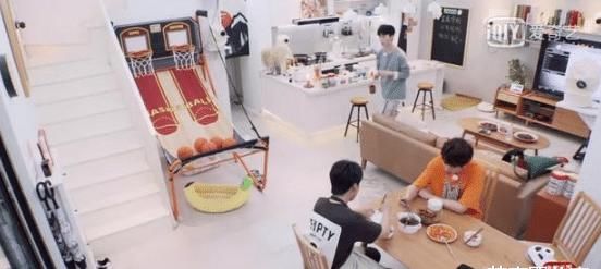  现场|魏大勋现场给郭麒麟起外号，郭麒麟的反应绝了，不愧是说相声的！