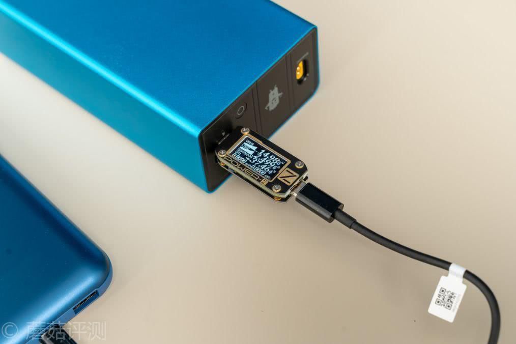  续航|高性能笔记本，也能享受长续航、PowerBen大功率移动电源评测