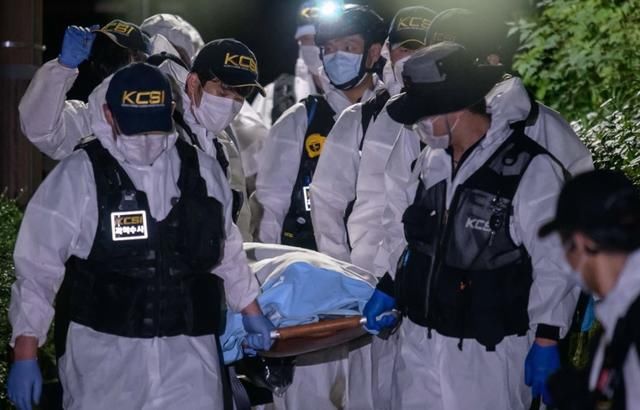  反对|朴元淳被判自杀，韩国超20万民众请愿，反对为其举行特别葬礼