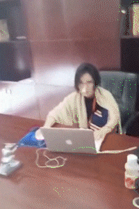 gif|搞笑gif:货车都被你开出赛车的感觉了!厉害了老司机