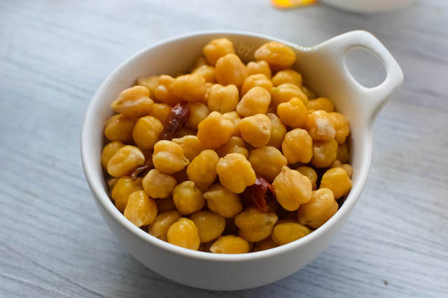 女人|煮1次吃2天,是菜也是小零食,比黄豆好吃比花生营养,女人多吃心情好