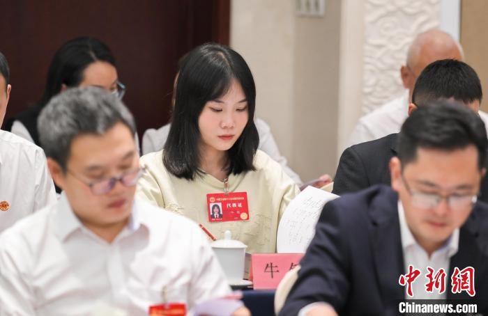 “钢腿女孩”牛钰：要做黑暗里闪闪发亮的星星