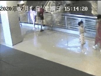  浙江之声|一时兴起，他进雷峰塔拿走半块砖，结果…