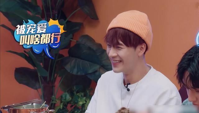  解压|《街舞3》5位姐姐参加火锅局，王嘉尔轻松控场，张艺兴Krump解压