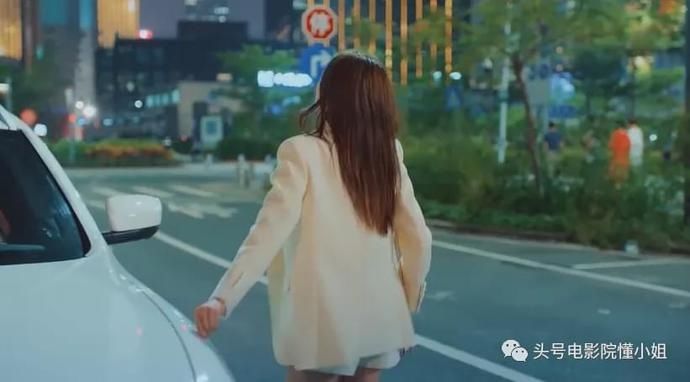  不服|[二十不惑]叫30岁女人老阿姨，江疏影不服，关晓彤道歉：我错了