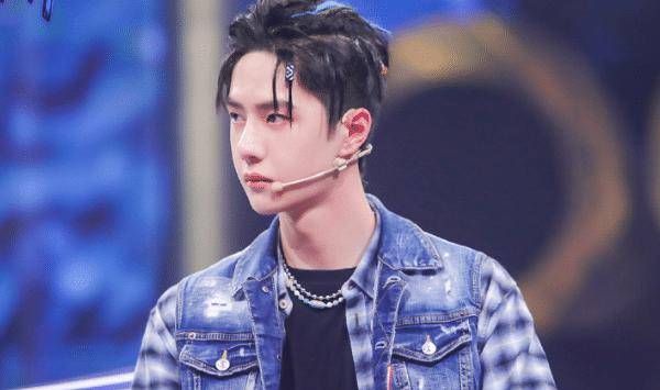  王一博|年度最受欢迎男演员评选，朱一龙第三王一博第二，第一名断层领先