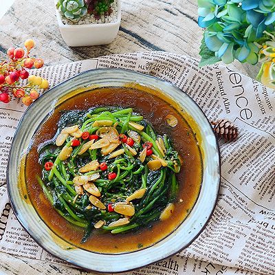  成品|爆炒蒜蓉蚝油茼蒿