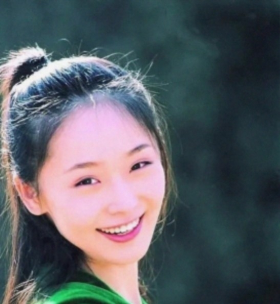 女主|甩了唐嫣老公,从小陶虹整成杨幂,却flop到接二手女主