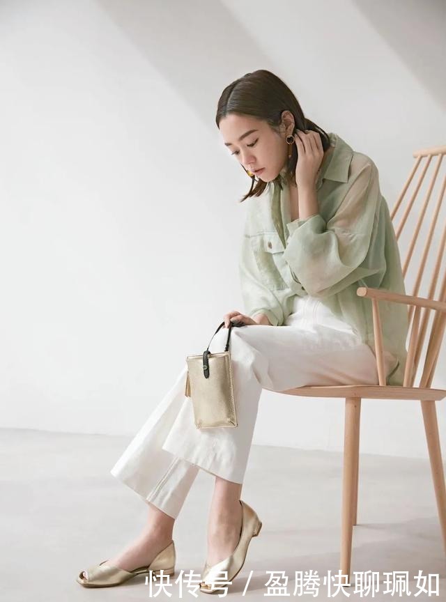 包包|日本杂志上的包包,为什么每一款都好想要!适合凹造型又很实用