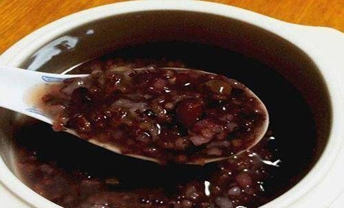 好喝|早餐常能为孩子们做这种粥,不仅好喝,而且健脾补血,是孩子们最爱吃的