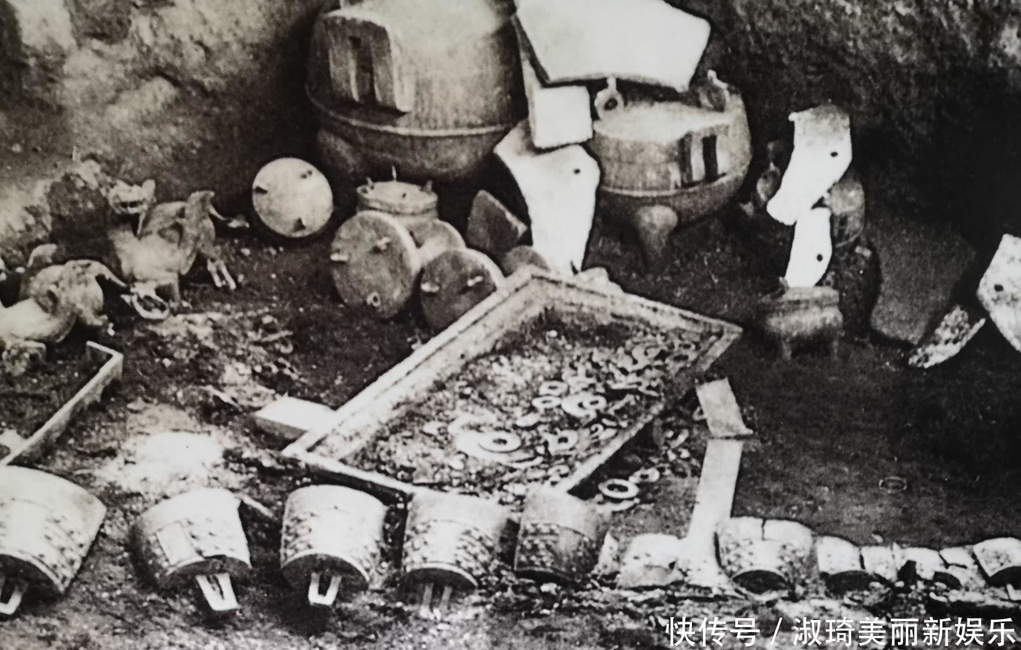 中国|暴雨冲出中国最早的石刻文字,刻有19字,却揭开了2000年神秘古国