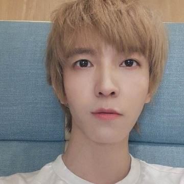  亲自|少年之名太糊被吐槽，郭敬明亲自下场拯救，还专门把微博认证换掉