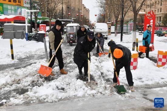 多地迎来降温降雪天气