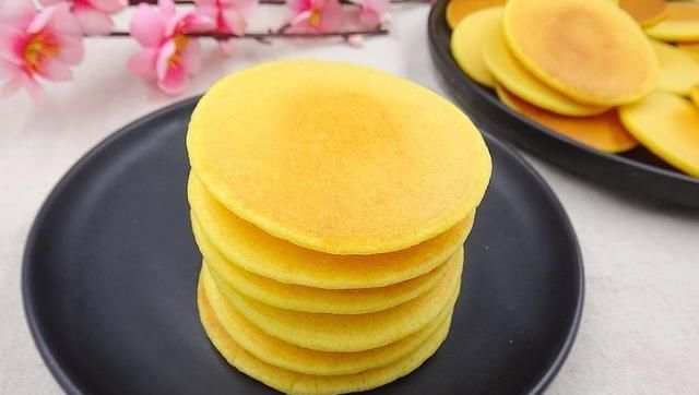  面糊|一家人的早餐可以在五分钟内吃完，粗粮是精心准备的