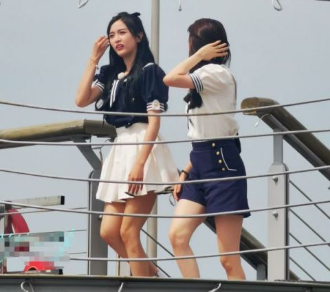  美少女|娜比吴宣仪同是美少女，同框后颜值不相上下，生图对比肤色太真实