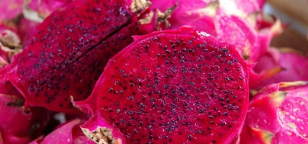 火龙果|众多火龙果种类中的红心火龙果和白心火龙果，哪个营养价值更高？