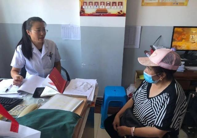 情深|一个废纸团承载姐妹情深 内藏300元展现医患和谐