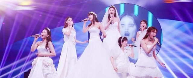  张含韵|那么多央视，拼不过湖南卫视：乘风破浪的姐姐，看到的不只是姐姐