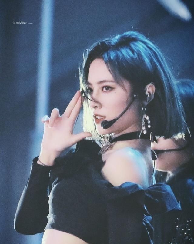 618超拼之夜|同样是在水中跳热舞,为啥王一博获好评,THE9遭吐槽?